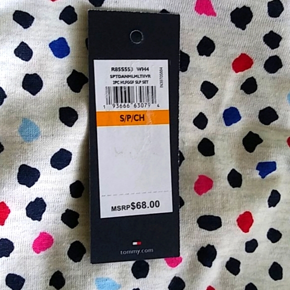Tommy Hilfiger Pajama Set! - Picture 13 of 13